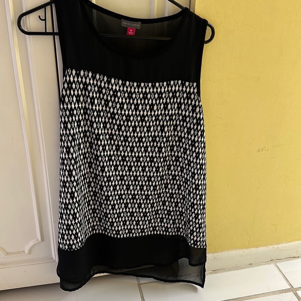 Vince Camuto, Medium Top